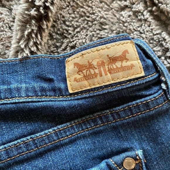 LEVI’S 505 Women’s Straight Leg Jeans - Picture 13 of 14